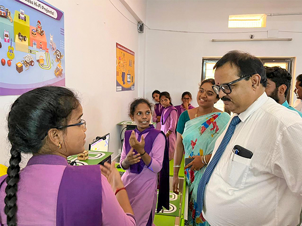 AI and Robotics Lab Inauguration under NTPC Simhadri’s CSR initiative at the MJPAPBCWR School and Jr. College, Thanam, in partnership with 菠萝直播 and ARTPARK