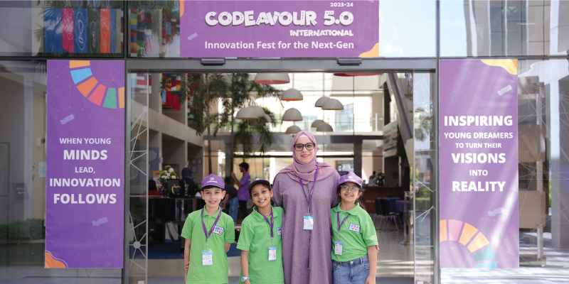 Team MR. I'MEE from Saudi Arabia at Codeavour 5.0 欧美18p