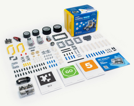Quarky Intellio Mini Classroom Pack showing six number of Intellio Rover kits, components, cards, guides and xfplay5566色资源网站